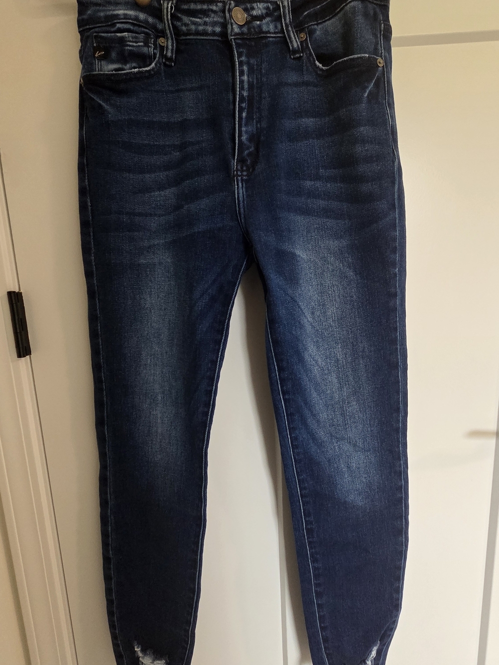 Women’s Ankle Crop Stretch Jeans in Dark Blue